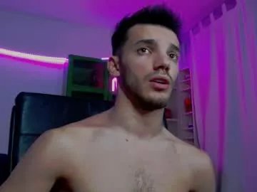 dominicvalente on Chaturbate