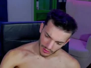 dominicvalente on Chaturbate