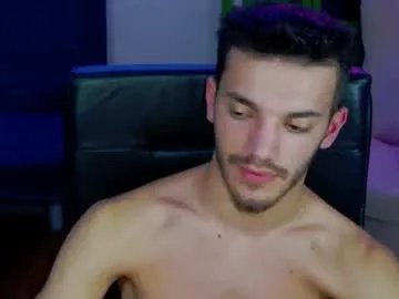 dominicvalente on Chaturbate