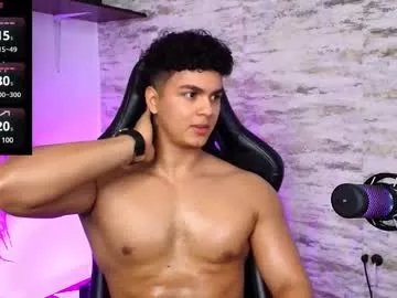 edward__clarck on Chaturbate