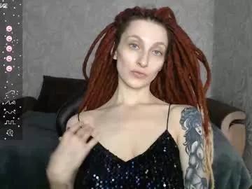 effy_gray on Chaturbate