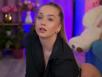 elyssawetxx — GOOD GIRL MATERIAL ! Fav levels-15-33-99-111-333 // GOAL: Sloopy blowjob [751 tokens left] #bigboobs #teen #bigass #squirt #fuckmachine