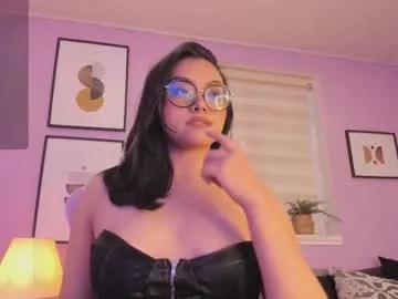 Freechat ema_wett on Chaturbate