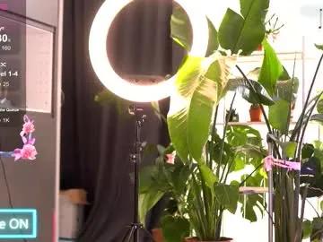 emilyraymont on Chaturbate