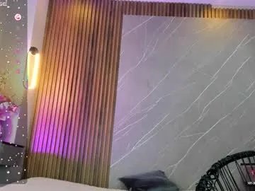 emma__rose1 on Chaturbate