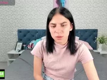 emy__angel on Chaturbate