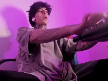 Freechat ethan_sykes on Chaturbate