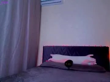 eva_meow_eva on Chaturbate