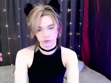 Freechat evan_reinhart on Chaturbate