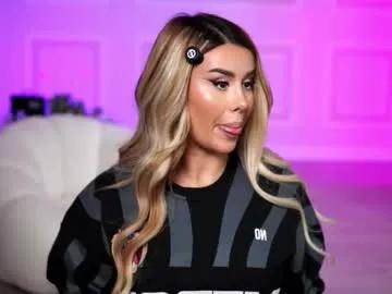 Freechat evazane on Chaturbate