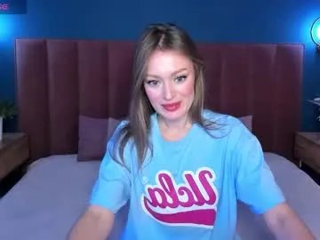 Freechat evelynpoole on Chaturbate