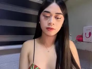 expensivets_chloe on Chaturbate