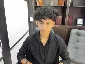 felimpluz on Chaturbate 