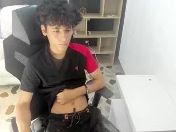 felimpluz on Chaturbate 