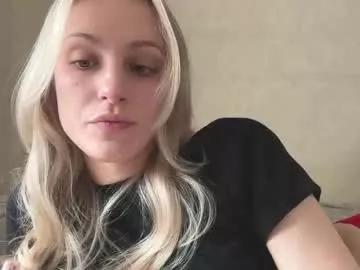 Freechat fflloowweerr on Chaturbate