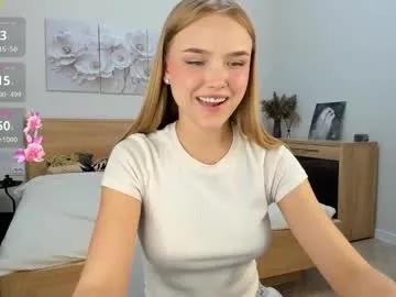 flooora_0 on Chaturbate 