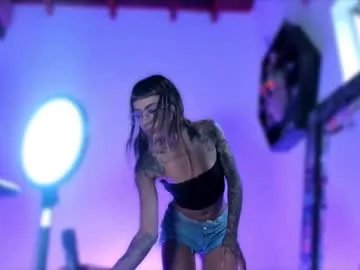 Freechat ghostlydolll on Chaturbate