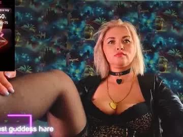 goddess_isabella11 on Chaturbate 