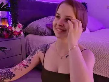 Private gwenhilton on Chaturbate