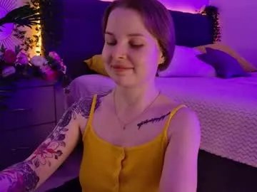 Private gwenhilton on Chaturbate