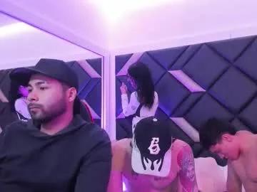 Group handsomeboys19 on Chaturbate