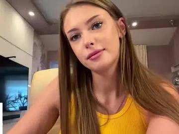 Sweet Heart_petal wants you to fuck her body now heart_petal from Chaturbate