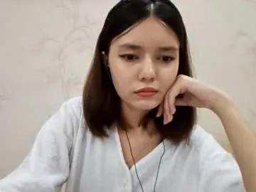 Freechat helgakraszewski on Chaturbate