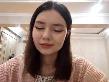 Freechat helgakraszewski on Chaturbate