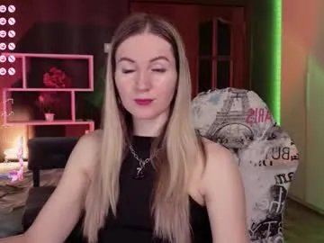 hello_lisha on Chaturbate