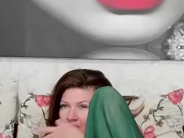 Freechat illegalbeauty87 on Chaturbate