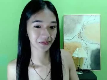 Freechat innocent_reign69 on Chaturbate