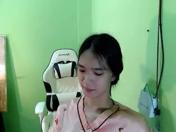 Freechat innocent_reign69 on Chaturbate