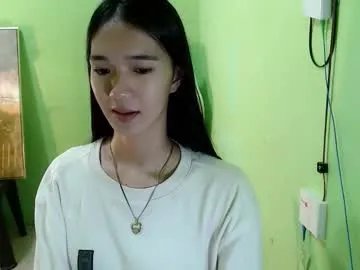 Freechat innocent_reign69 on Chaturbate