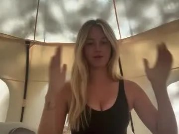 isabellesings from Chaturbate