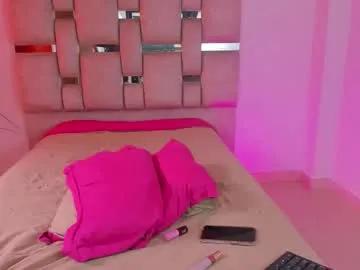 isadoraa1 on Chaturbate