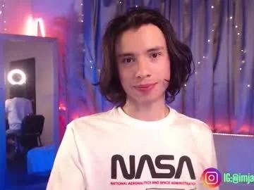 j_a_x_x_x_o_n on Chaturbate 