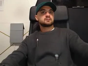 Freechat jamesmyersx on Chaturbate