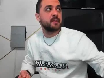 Freechat jamesmyersx on Chaturbate