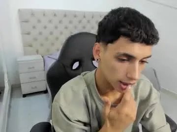 jhoanleandro on Chaturbate