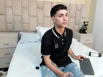 jhoanleandro on Chaturbate