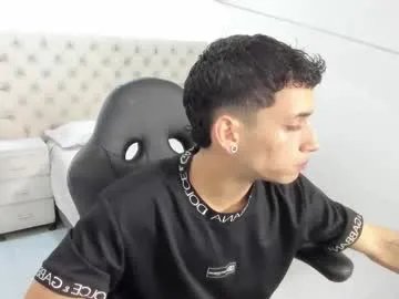 jhoanleandro on Chaturbate