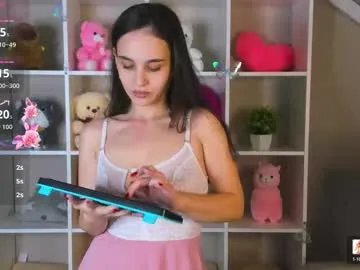 joan_warner — GOAL: Show tits [0 tokens remaining] Welcome to my room! #18 #shy #daddysgirl #cute #cum