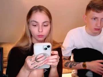 Away julsweet on Chaturbate