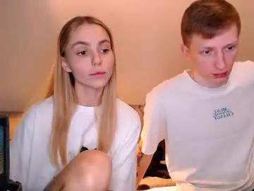 Away julsweet on Chaturbate