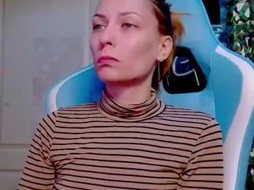 karoline121 on Chaturbate 
