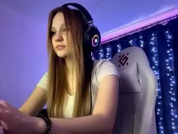 kayceefroehner — Amia's Room! Goal: kiss kiss  #new #shy #teen #redhead #18 [12 tokens remaining]