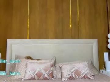 Freechat killer__tits on Chaturbate