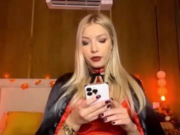 Freechat killer__tits on Chaturbate