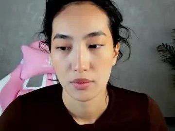 Freechat kira_lilian on Chaturbate