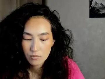 Freechat kira_lilian on Chaturbate